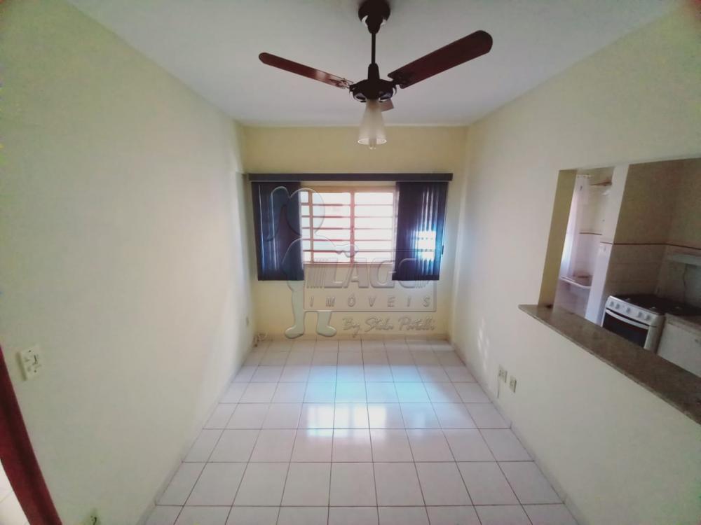 Alugar Apartamentos / Padrão em Ribeirão Preto R$ 700,00 - Foto 2