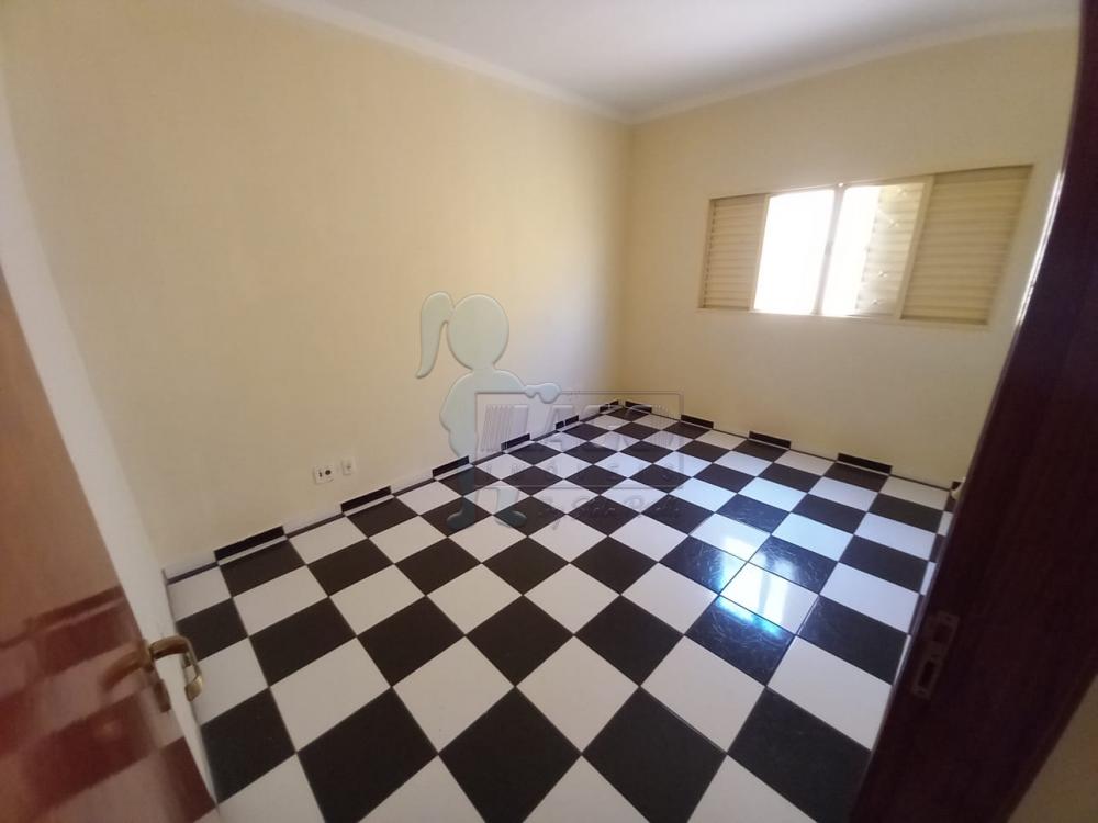 Alugar Casas / Padrão em Ribeirão Preto R$ 1.400,00 - Foto 13