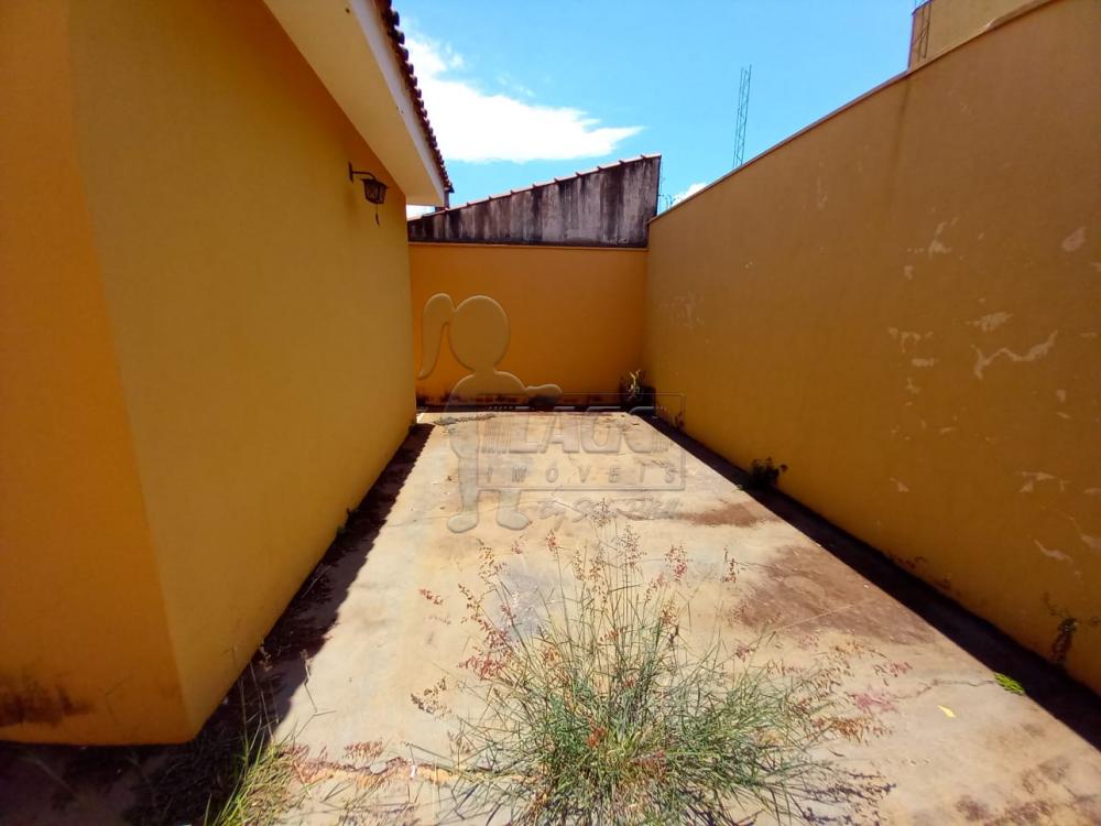 Alugar Casas / Padrão em Ribeirão Preto R$ 1.400,00 - Foto 15