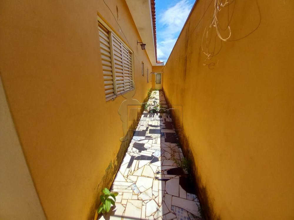 Alugar Casas / Padrão em Ribeirão Preto R$ 1.400,00 - Foto 17