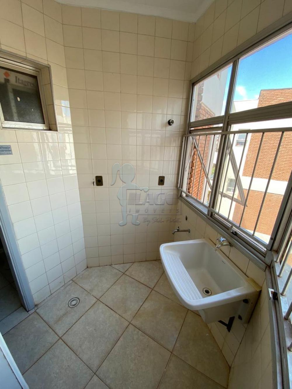 Alugar Apartamentos / Padrão em Ribeirão Preto R$ 1.000,00 - Foto 4