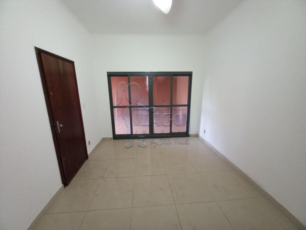 Alugar Casas / Padrão em Ribeirão Preto R$ 2.300,00 - Foto 4