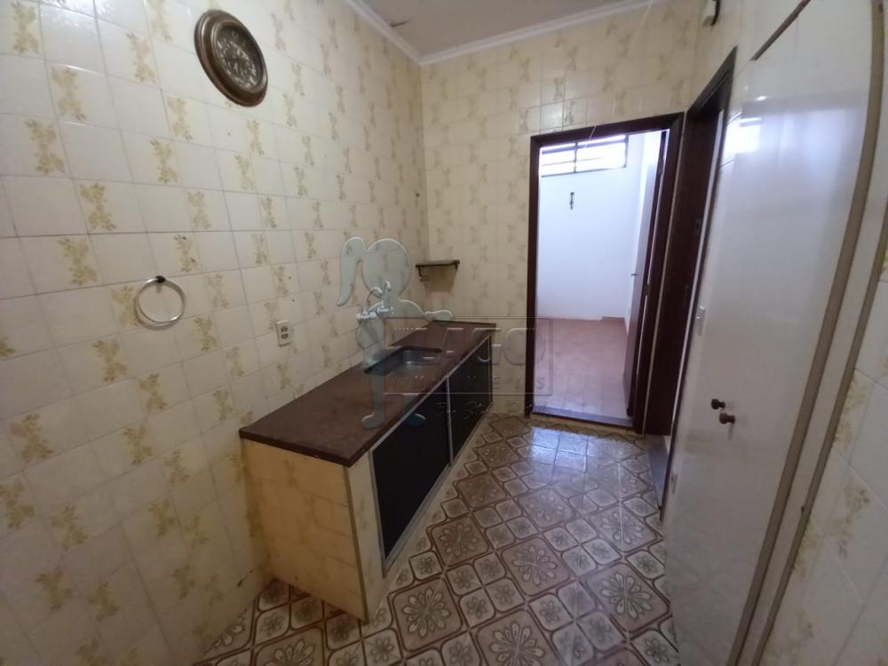 Alugar Casas / Padrão em Ribeirão Preto R$ 2.300,00 - Foto 13