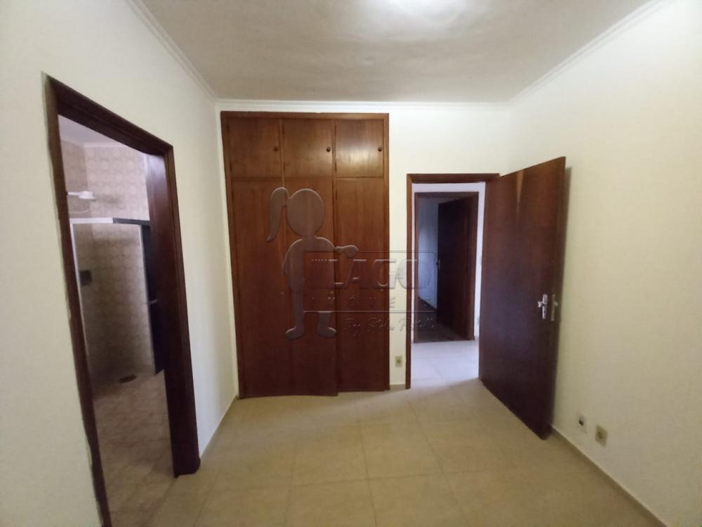 Alugar Casas / Padrão em Ribeirão Preto R$ 2.300,00 - Foto 9