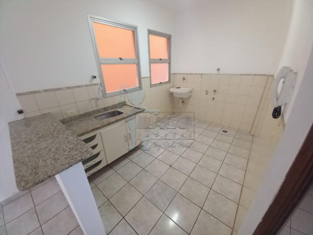 Alugar Apartamentos / Padrão em Ribeirão Preto R$ 850,00 - Foto 3