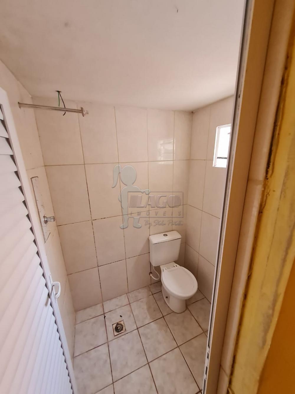 Alugar Casas / Padrão em Ribeirão Preto R$ 1.300,00 - Foto 7