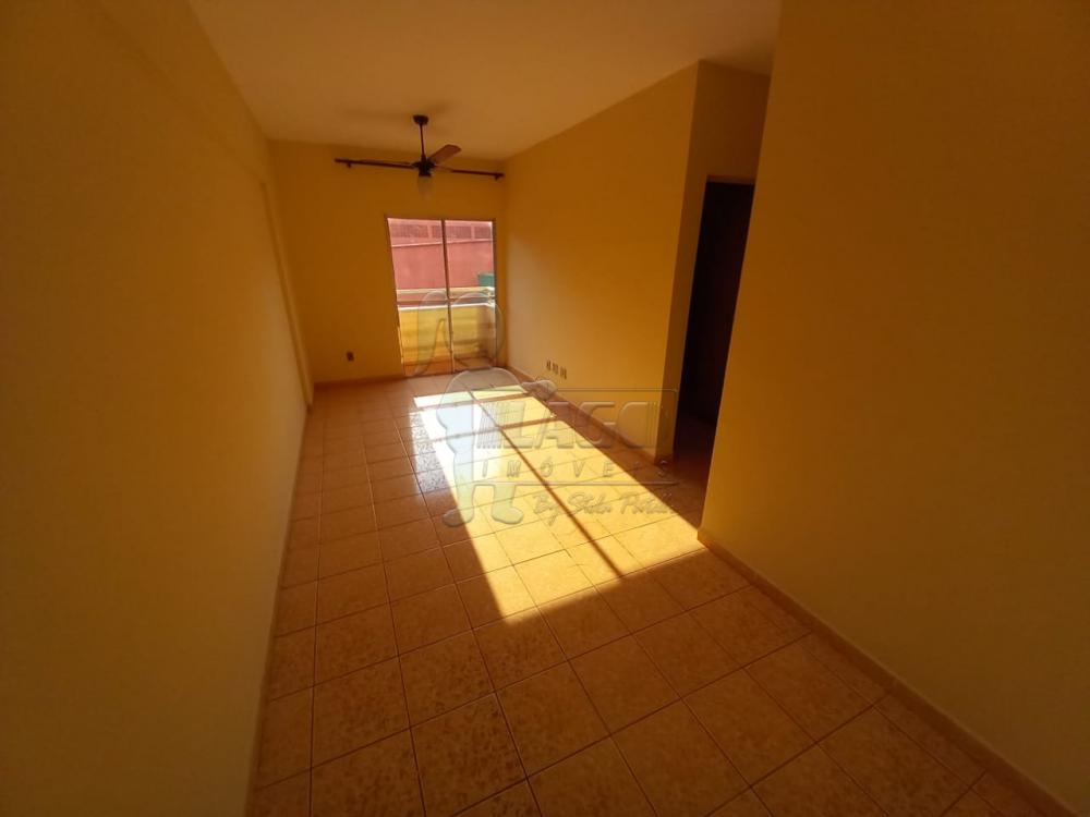 Alugar Apartamentos / Padrão em Ribeirão Preto R$ 750,00 - Foto 1