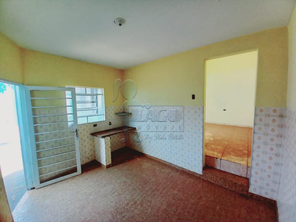 Alugar Casas / Padrão em Ribeirão Preto R$ 600,00 - Foto 7