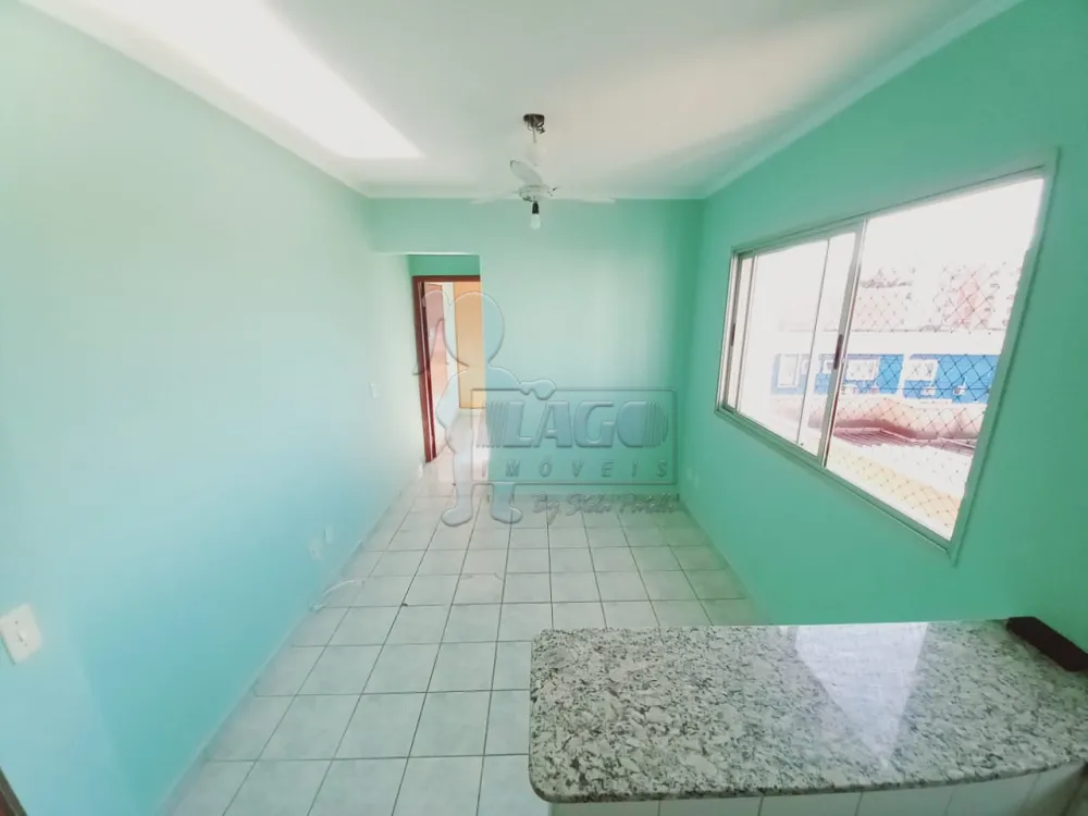 Alugar Apartamentos / Padrão em Ribeirão Preto R$ 650,00 - Foto 1