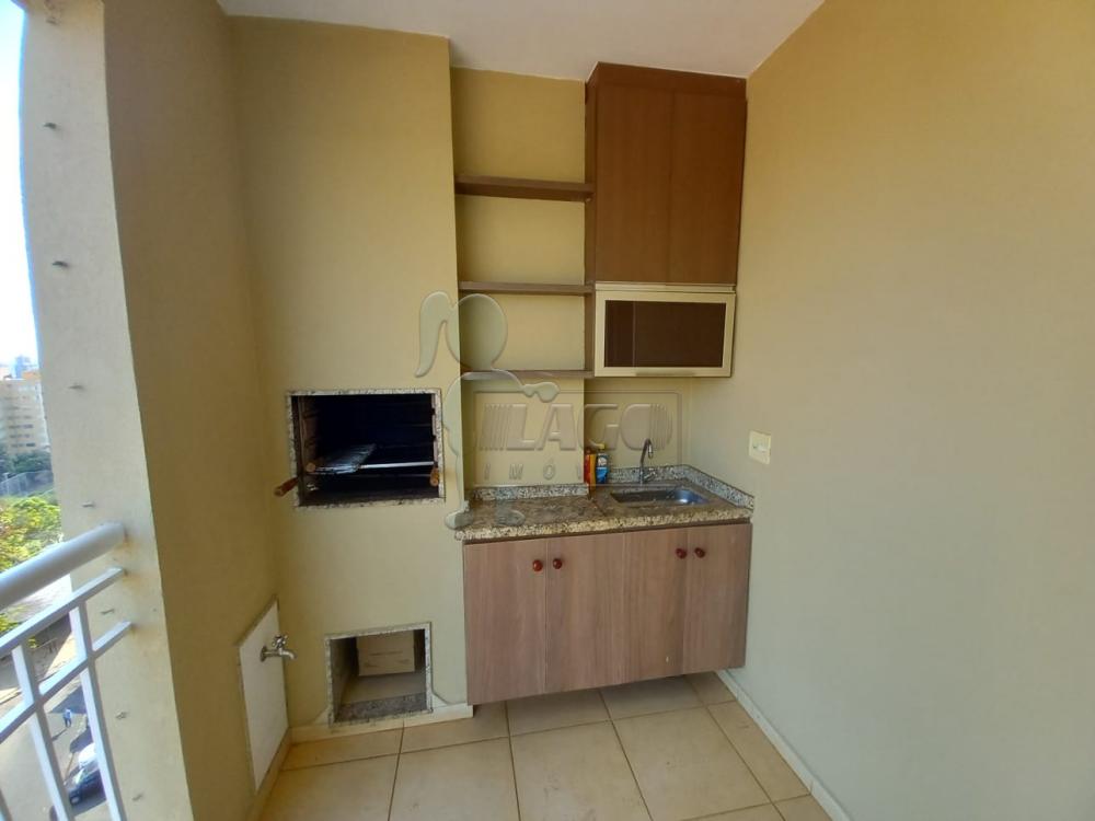 Alugar Apartamentos / Padrão em Ribeirão Preto R$ 2.000,00 - Foto 2