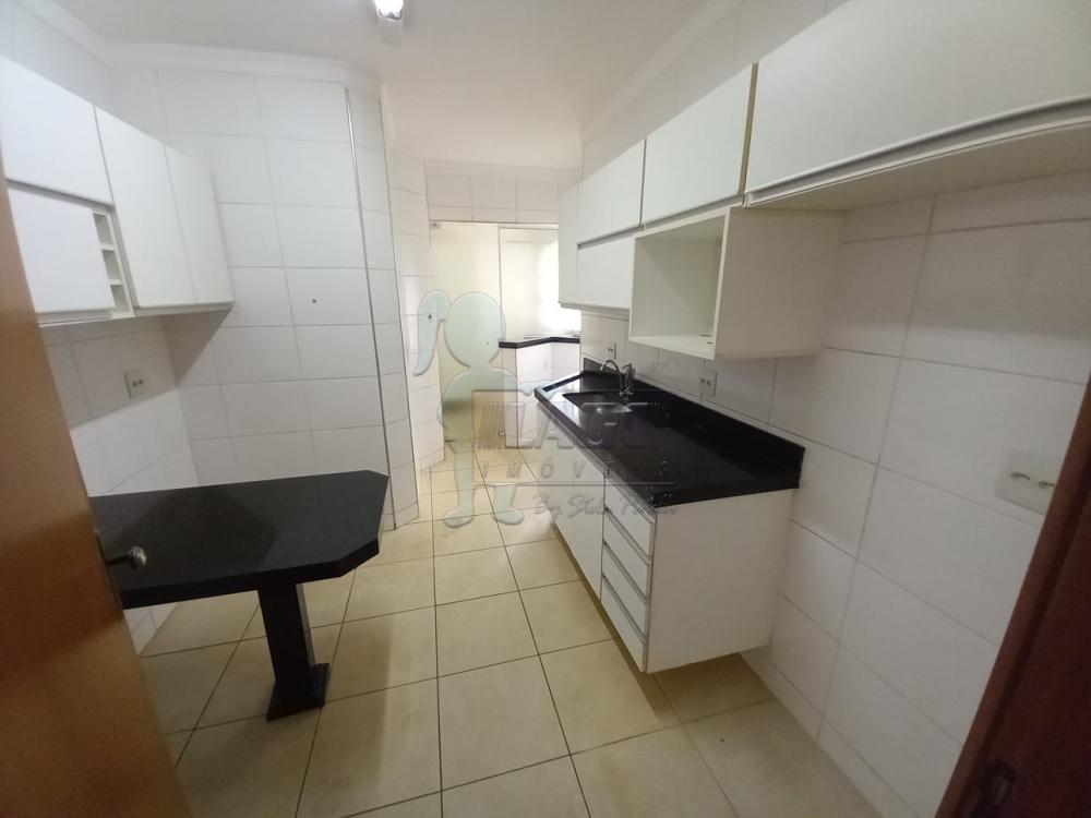 Alugar Apartamentos / Padrão em Ribeirão Preto R$ 2.000,00 - Foto 3