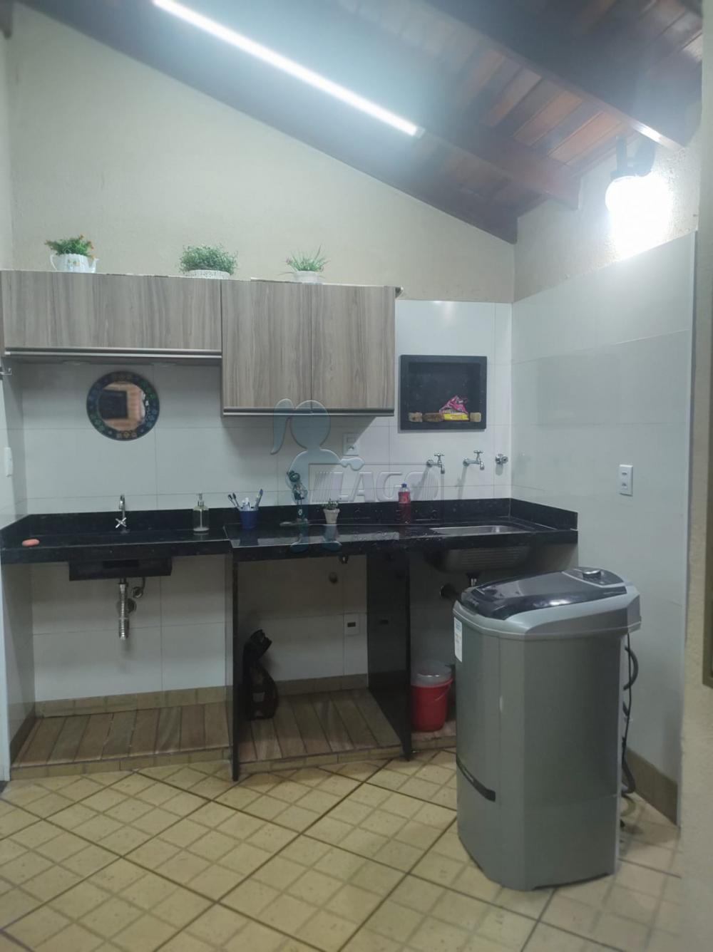 Alugar Casas / Padrão em Ribeirão Preto R$ 1.600,00 - Foto 13