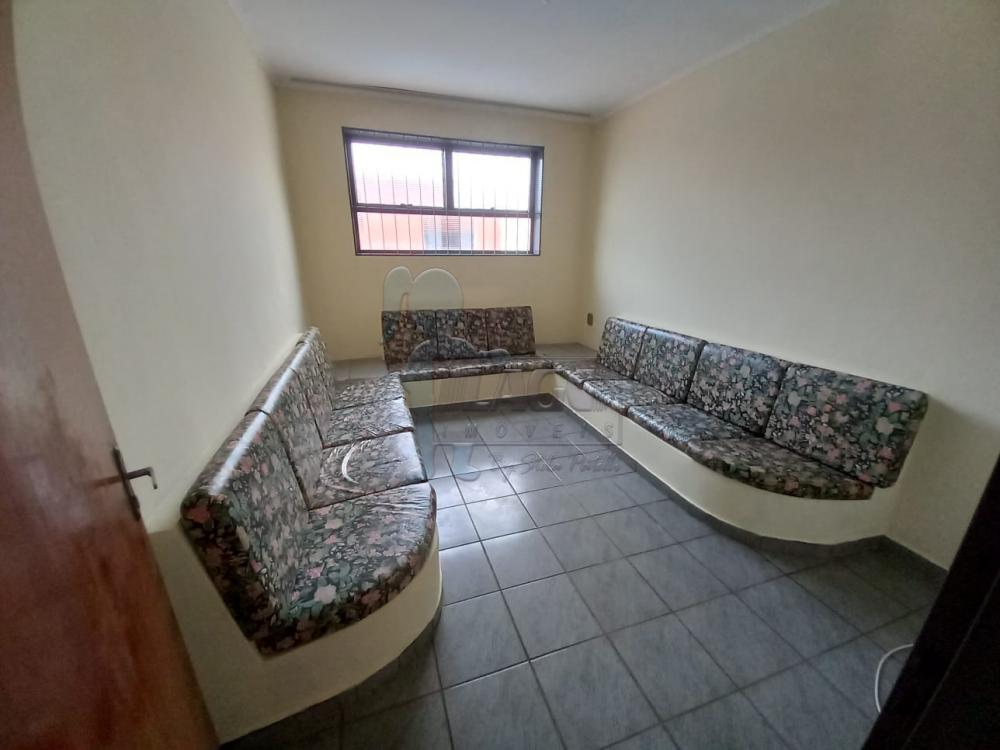 Alugar Casas / Padrão em Ribeirão Preto R$ 3.000,00 - Foto 4