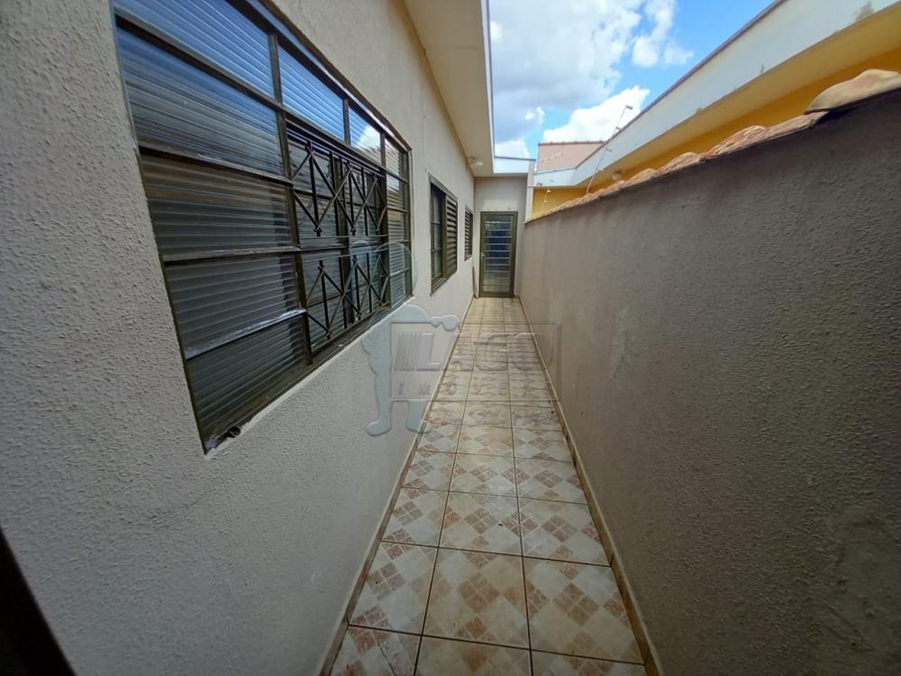 Alugar Casas / Padrão em Ribeirão Preto R$ 1.600,00 - Foto 14