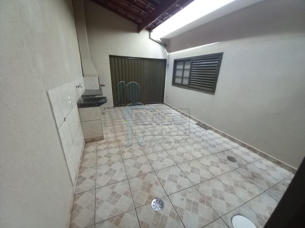 Alugar Casas / Padrão em Ribeirão Preto R$ 1.600,00 - Foto 15