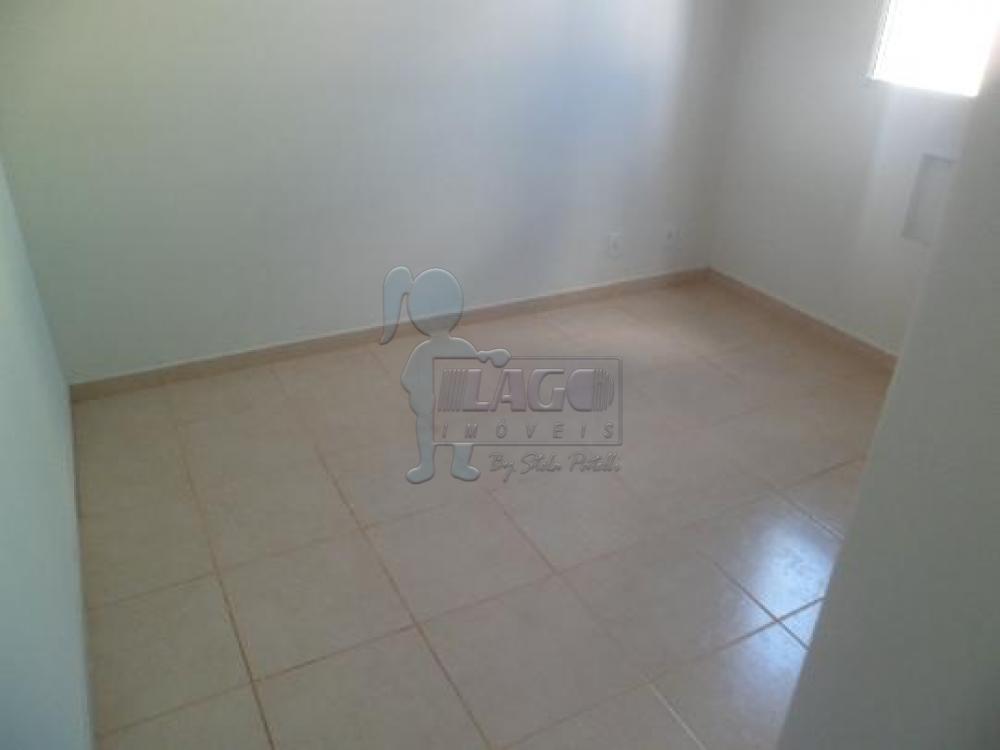 Alugar Apartamentos / Padrão em Ribeirão Preto R$ 750,00 - Foto 3