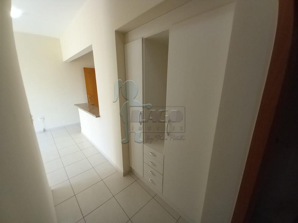 Alugar Apartamentos / Padrão em Ribeirão Preto R$ 1.200,00 - Foto 10