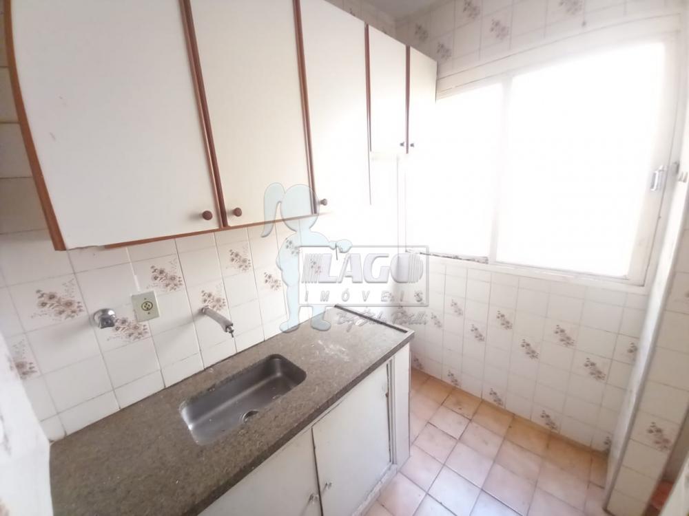 Alugar Apartamentos / Padrão em Ribeirão Preto R$ 680,00 - Foto 4