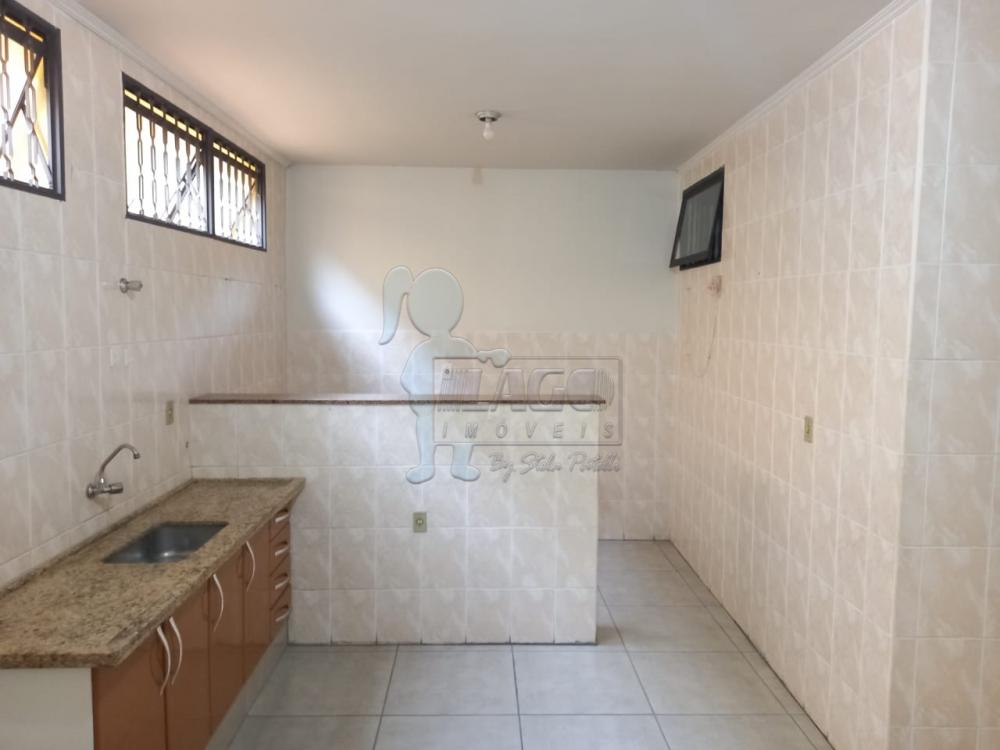 Alugar Apartamentos / Padrão em Ribeirão Preto R$ 1.200,00 - Foto 4