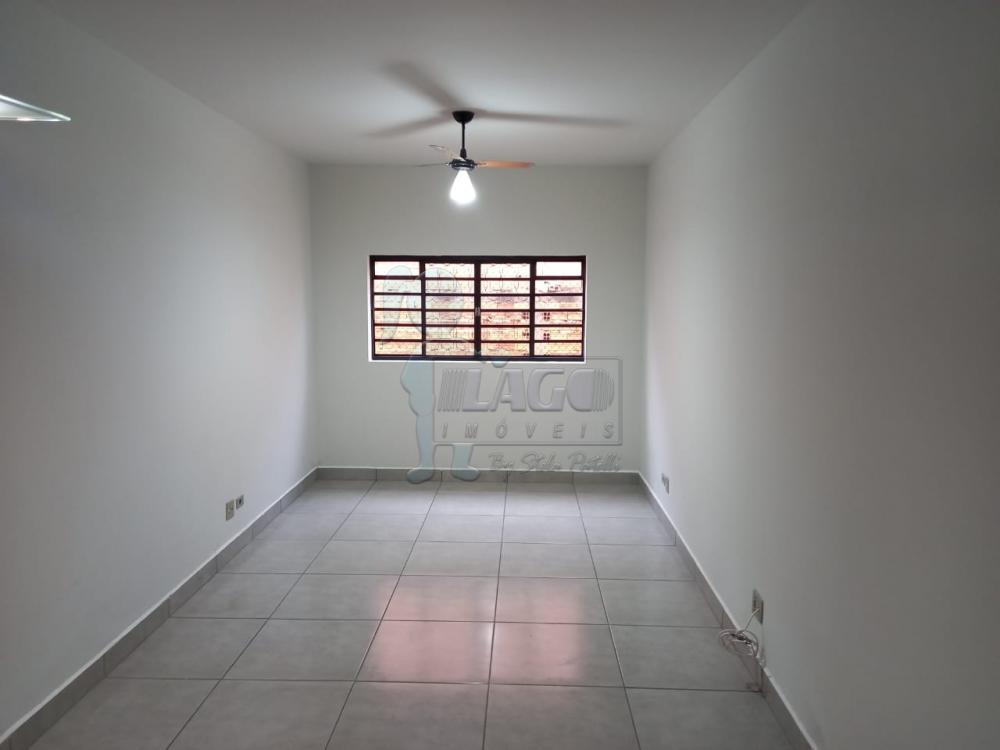 Alugar Apartamentos / Padrão em Ribeirão Preto R$ 1.200,00 - Foto 1