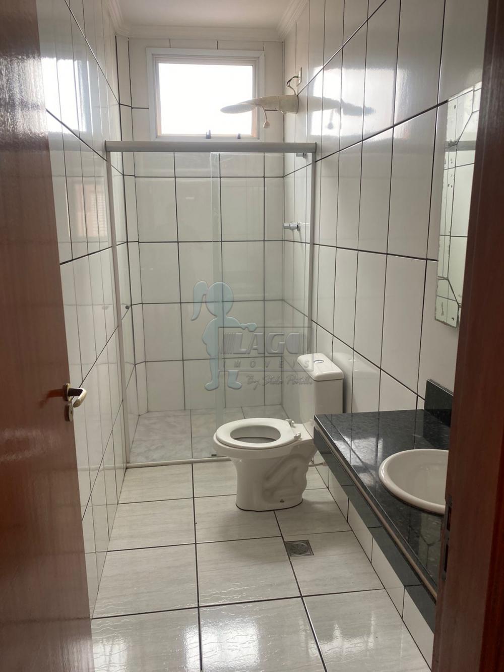 Alugar Apartamentos / Padrão em Ribeirão Preto R$ 1.700,00 - Foto 13