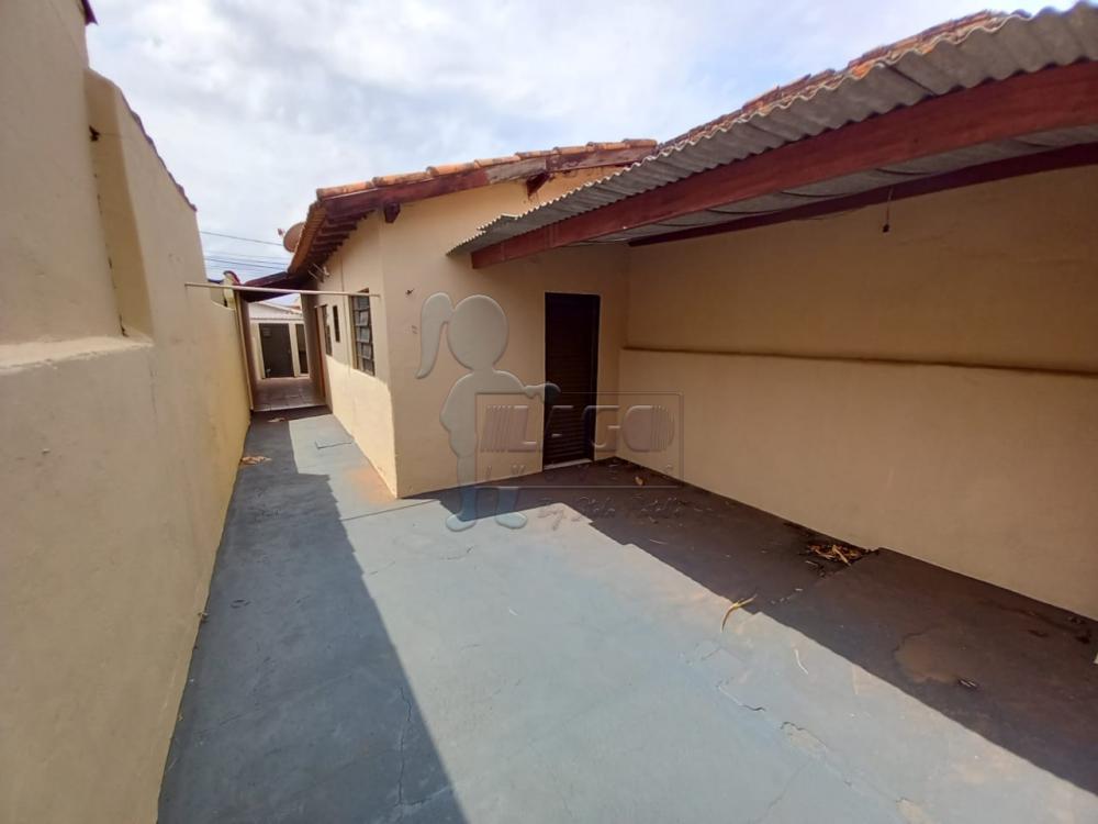 Alugar Casas / Padrão em Ribeirão Preto R$ 850,00 - Foto 11