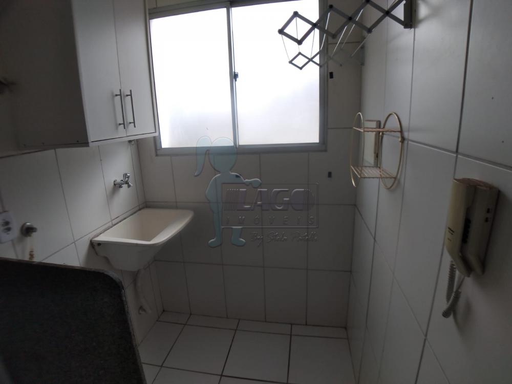 Alugar Apartamentos / Padrão em Ribeirão Preto R$ 800,00 - Foto 4