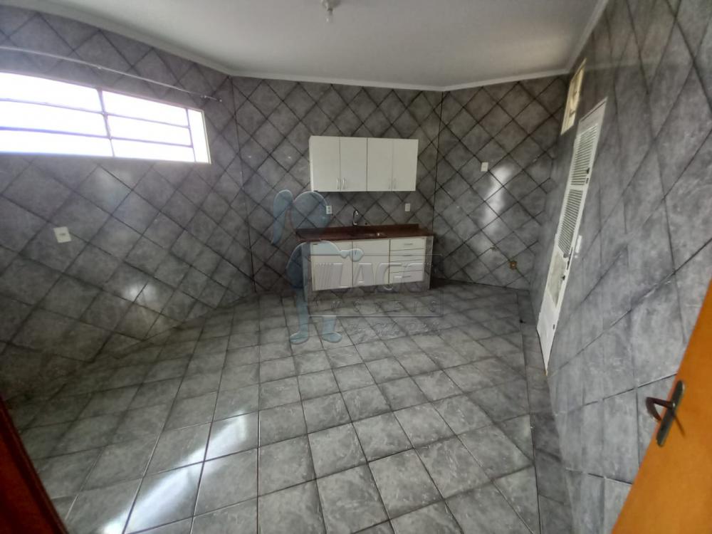 Alugar Casas / Padrão em Ribeirão Preto R$ 2.000,00 - Foto 11
