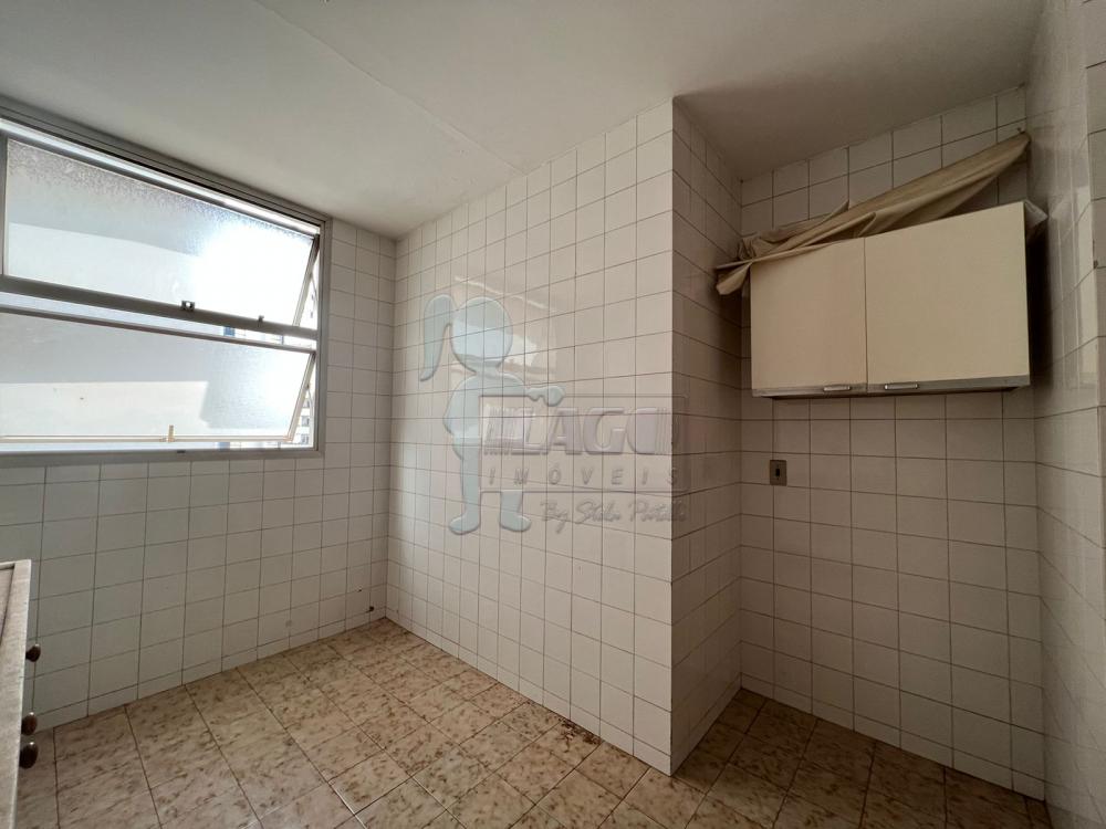 Alugar Apartamentos / Padrão em Ribeirão Preto R$ 1.000,00 - Foto 3