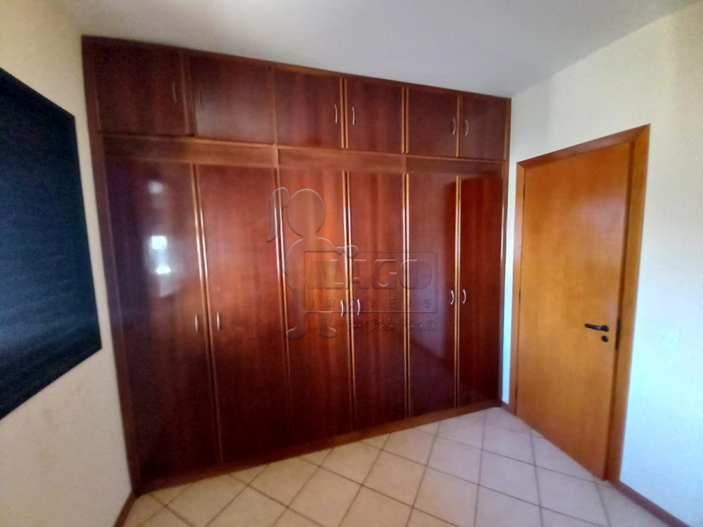 Alugar Apartamentos / Padrão em Ribeirão Preto R$ 1.700,00 - Foto 12