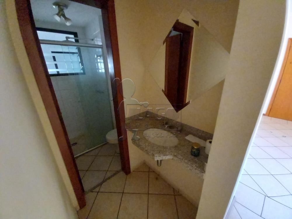 Alugar Apartamentos / Padrão em Ribeirão Preto R$ 1.700,00 - Foto 17