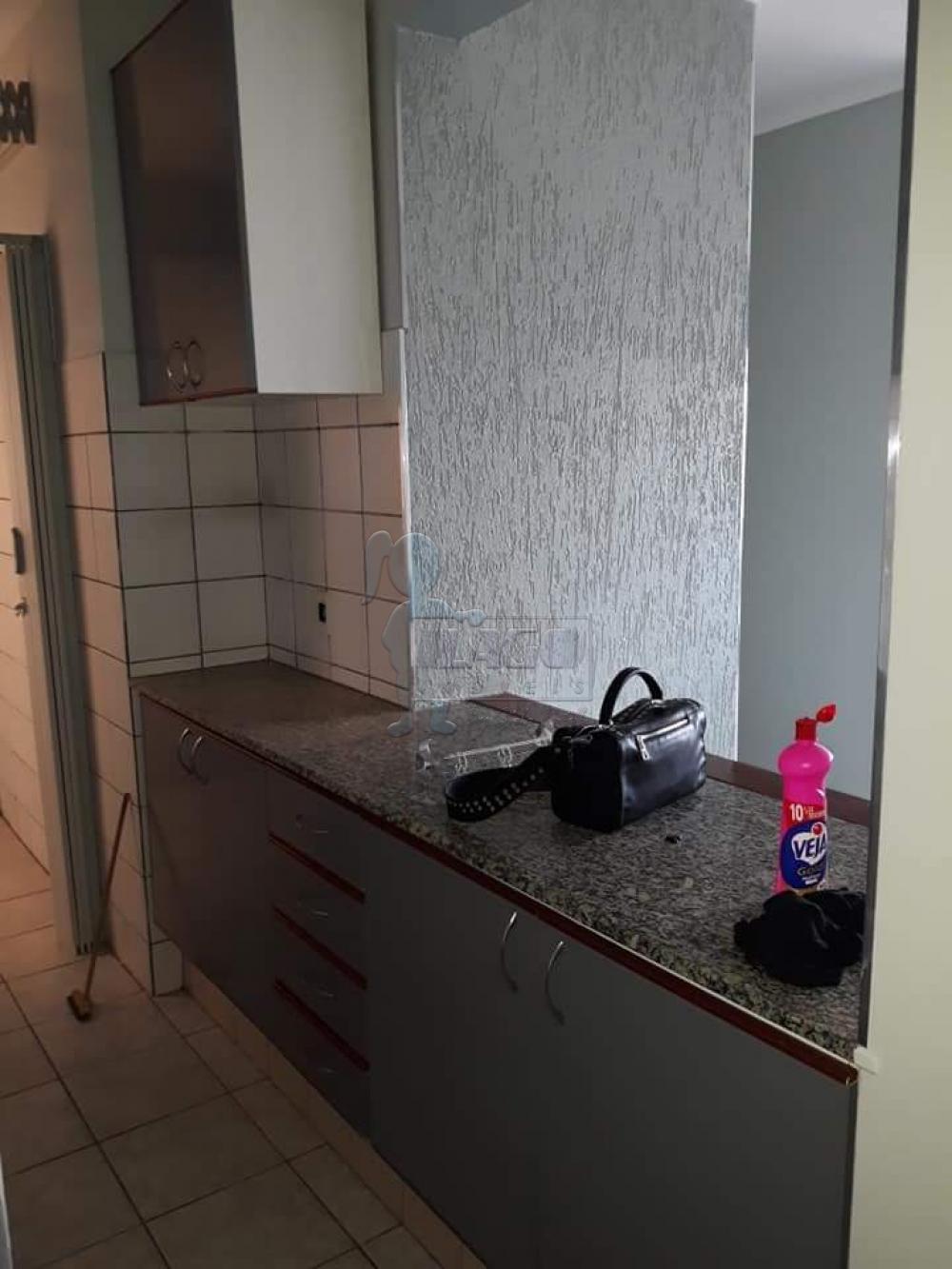 Alugar Apartamentos / Padrão em Ribeirão Preto R$ 900,00 - Foto 9