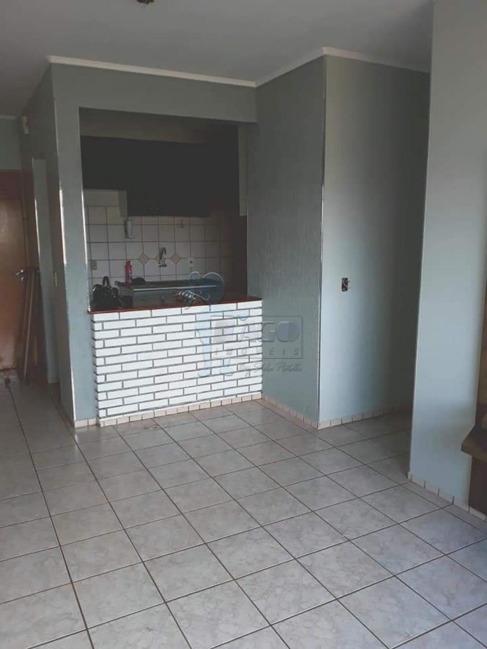 Alugar Apartamentos / Padrão em Ribeirão Preto R$ 900,00 - Foto 3