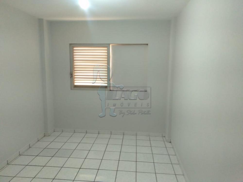 Alugar Apartamentos / Padrão em Ribeirão Preto R$ 700,00 - Foto 3