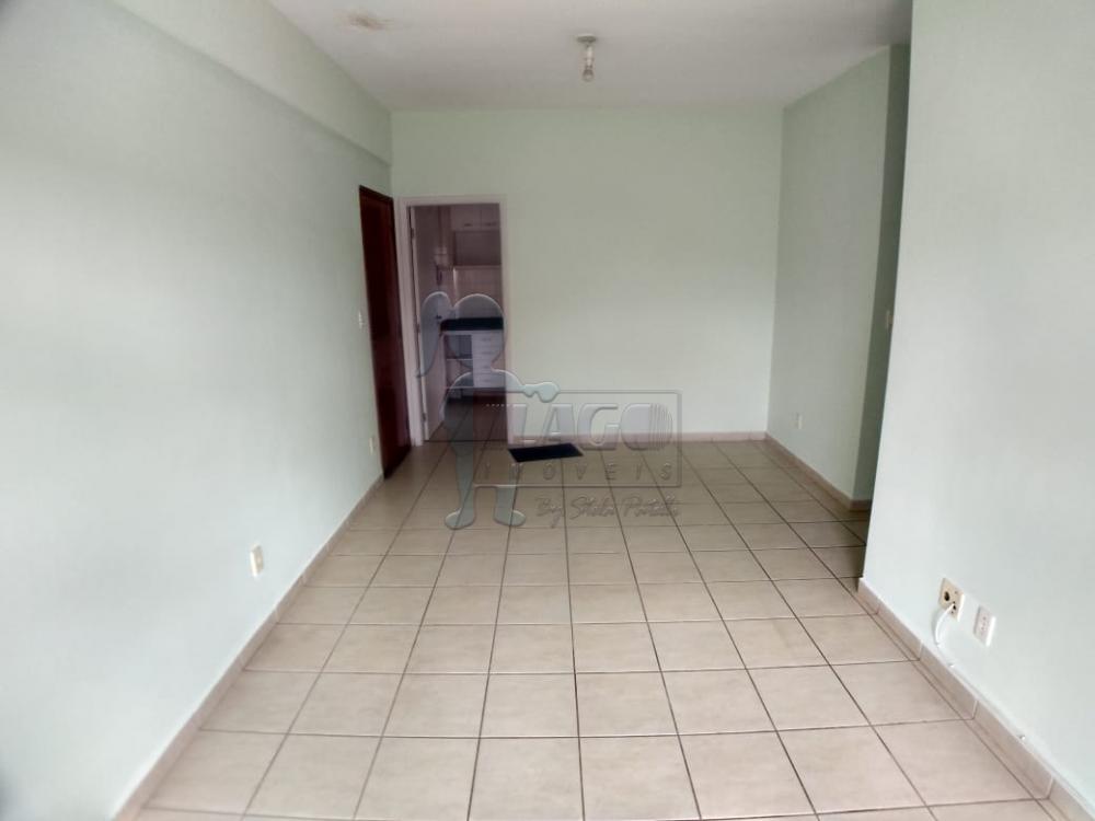 Alugar Apartamentos / Padrão em Ribeirão Preto R$ 1.300,00 - Foto 1