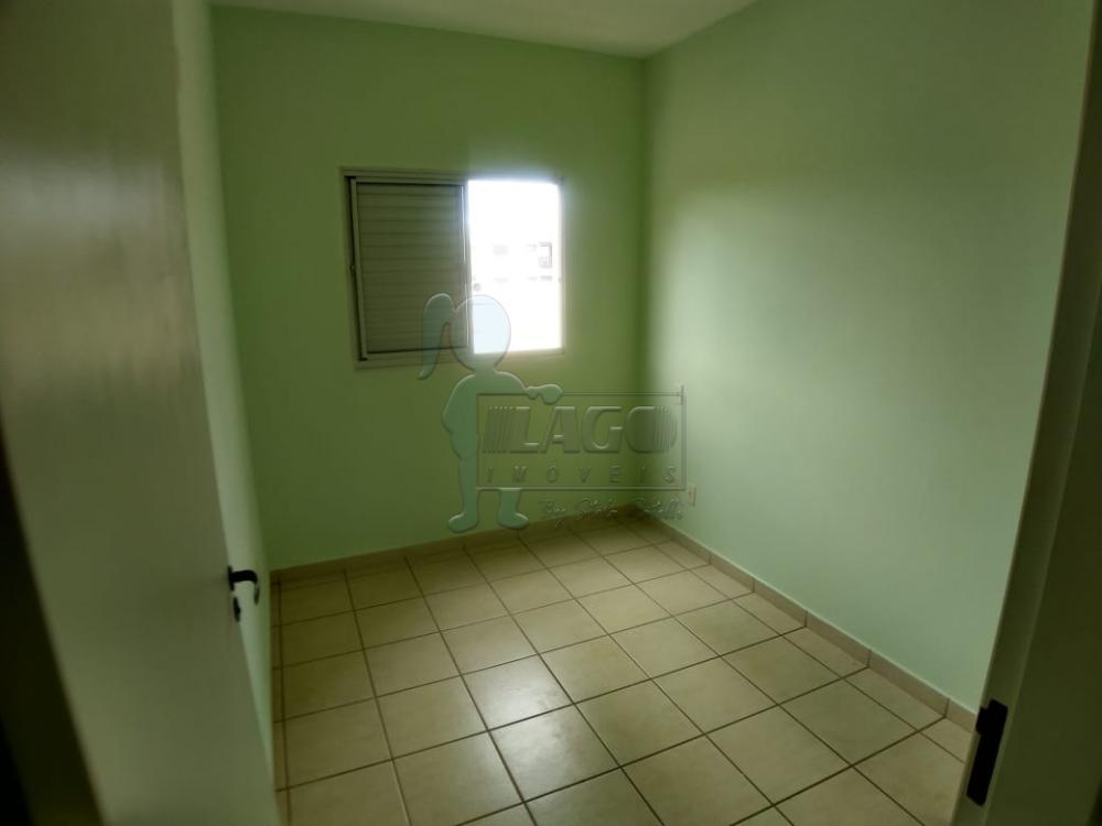 Alugar Apartamentos / Padrão em Ribeirão Preto R$ 1.300,00 - Foto 4