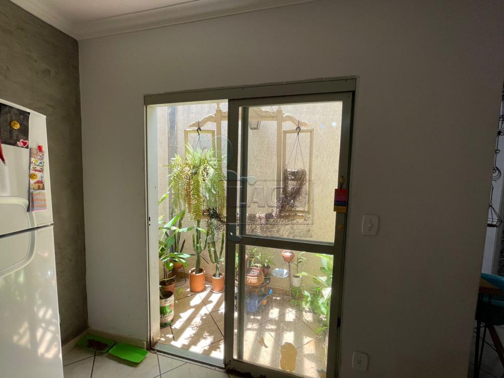 Alugar Casas / Padrão em Ribeirão Preto R$ 900,00 - Foto 18