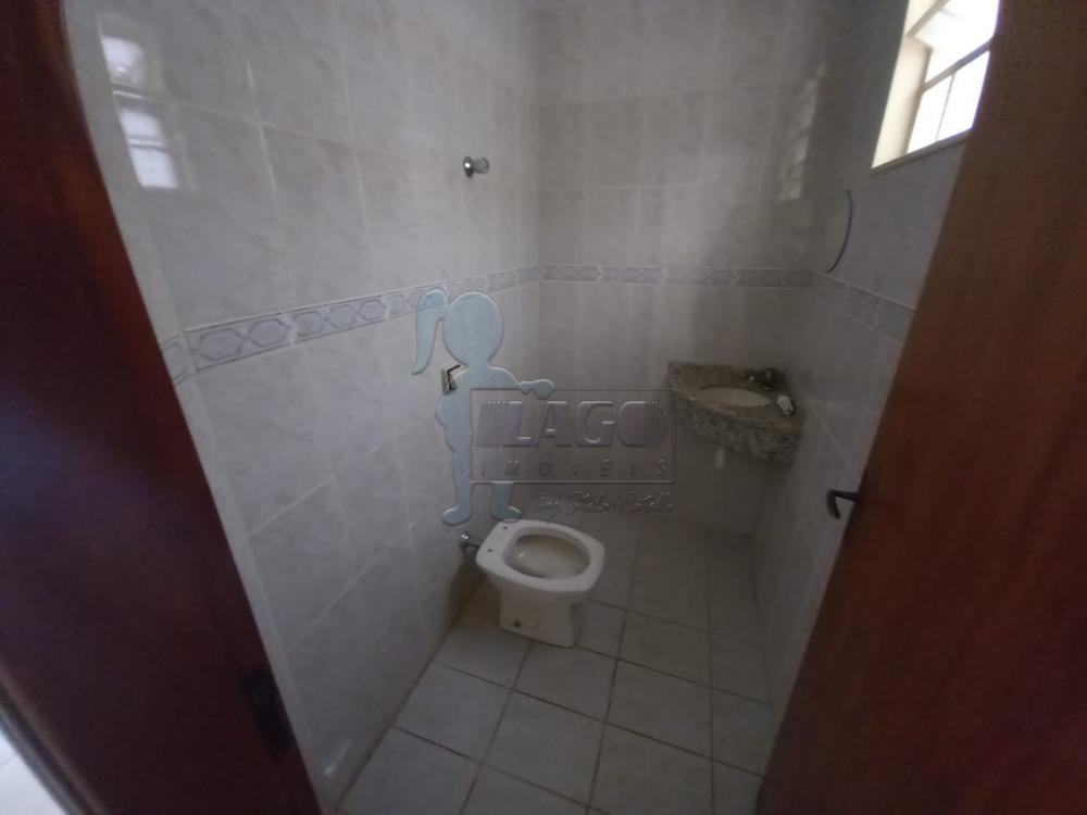 Alugar Casas / Padrão em Ribeirão Preto R$ 2.500,00 - Foto 3