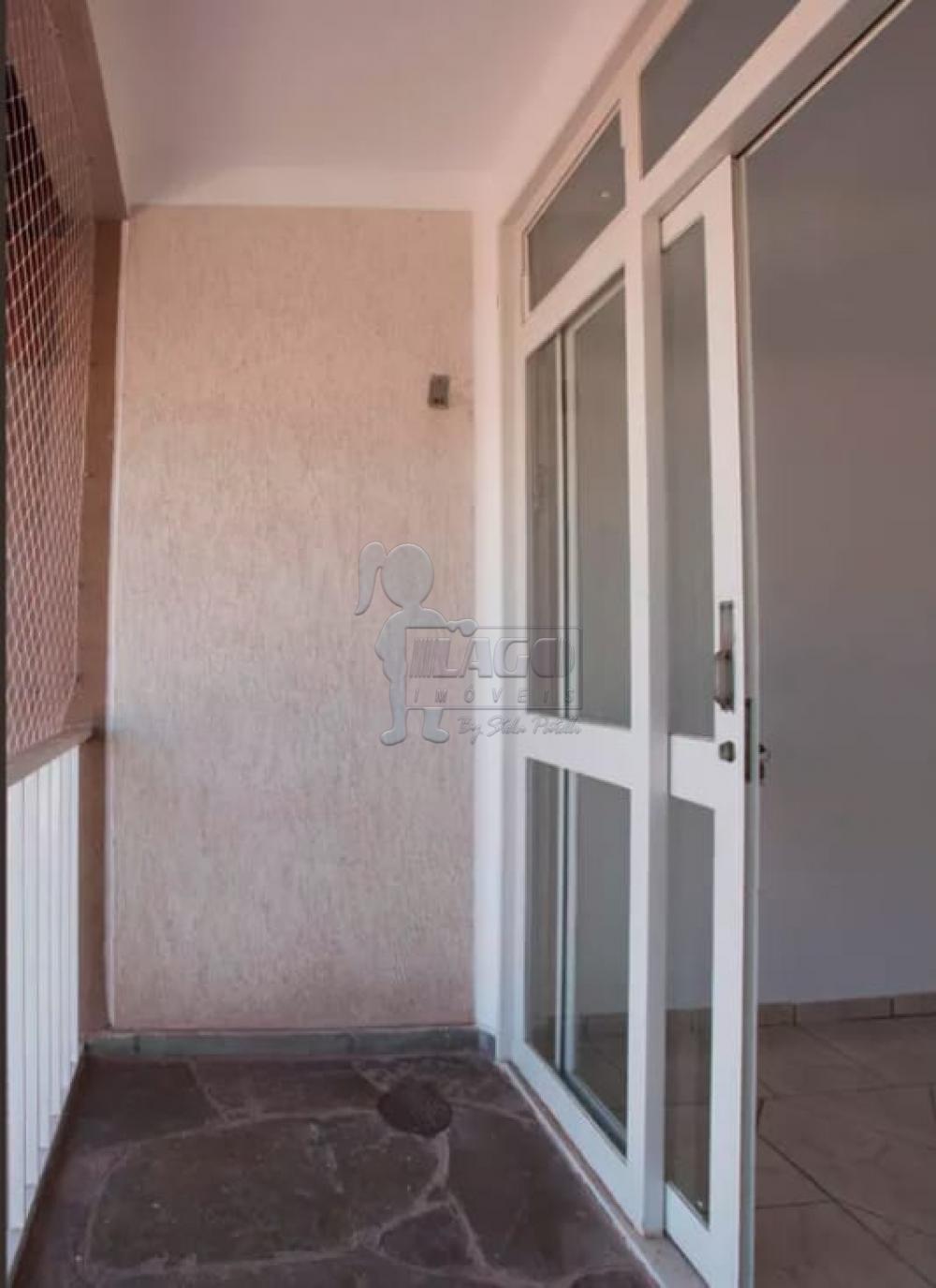 Alugar Apartamentos / Padrão em Ribeirão Preto R$ 1.100,00 - Foto 4