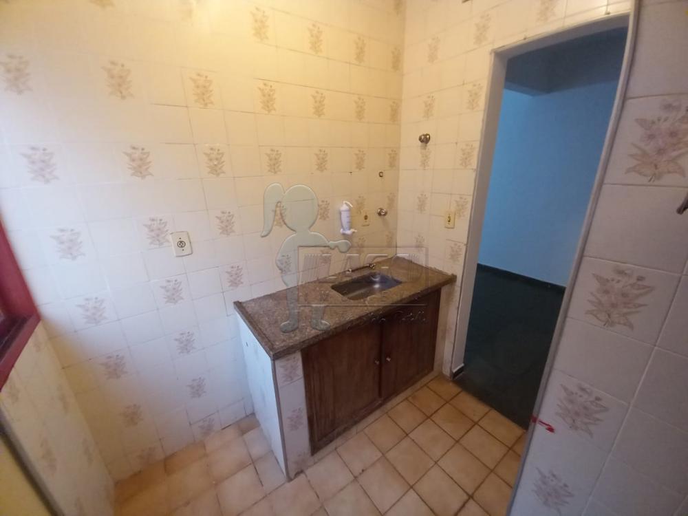 Alugar Apartamentos / Padrão em Ribeirão Preto R$ 550,00 - Foto 3