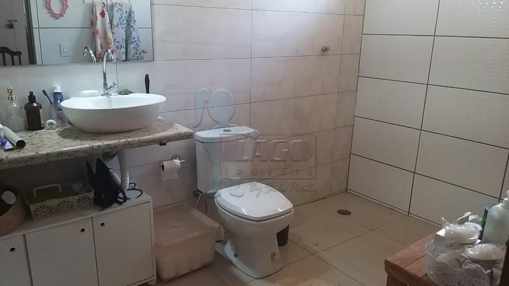 Alugar Casas / Padrão em Ribeirão Preto R$ 2.200,00 - Foto 4