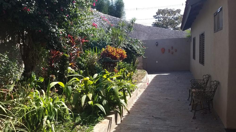 Alugar Casas / Padrão em Ribeirão Preto R$ 2.200,00 - Foto 17