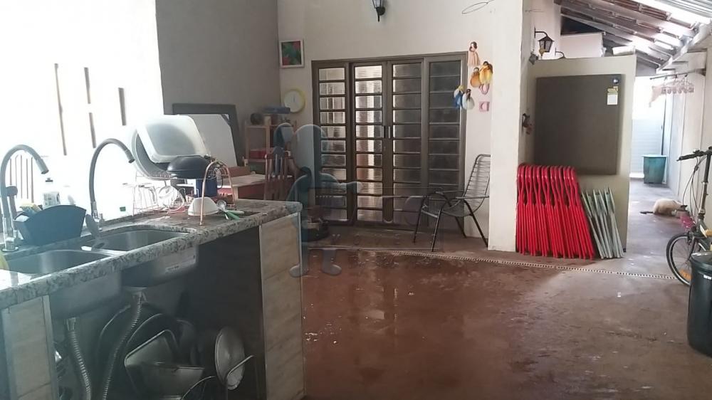 Alugar Casas / Padrão em Ribeirão Preto R$ 2.200,00 - Foto 13