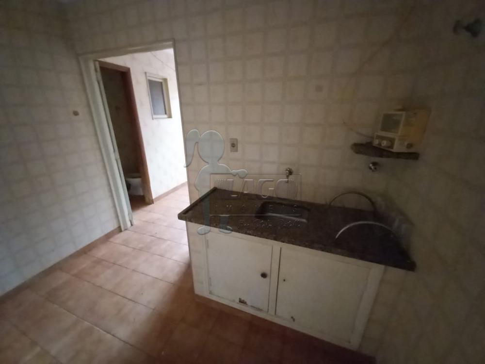 Alugar Apartamentos / Padrão em Ribeirão Preto R$ 1.000,00 - Foto 4