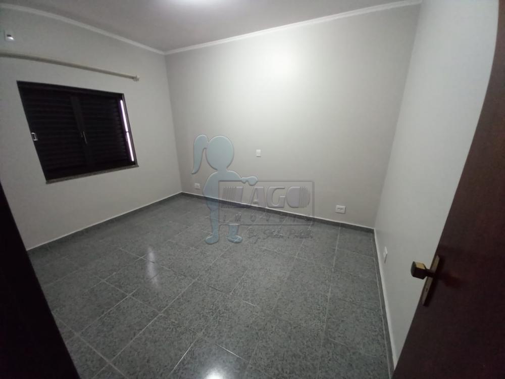 Alugar Casas / Padrão em Ribeirão Preto R$ 2.500,00 - Foto 12