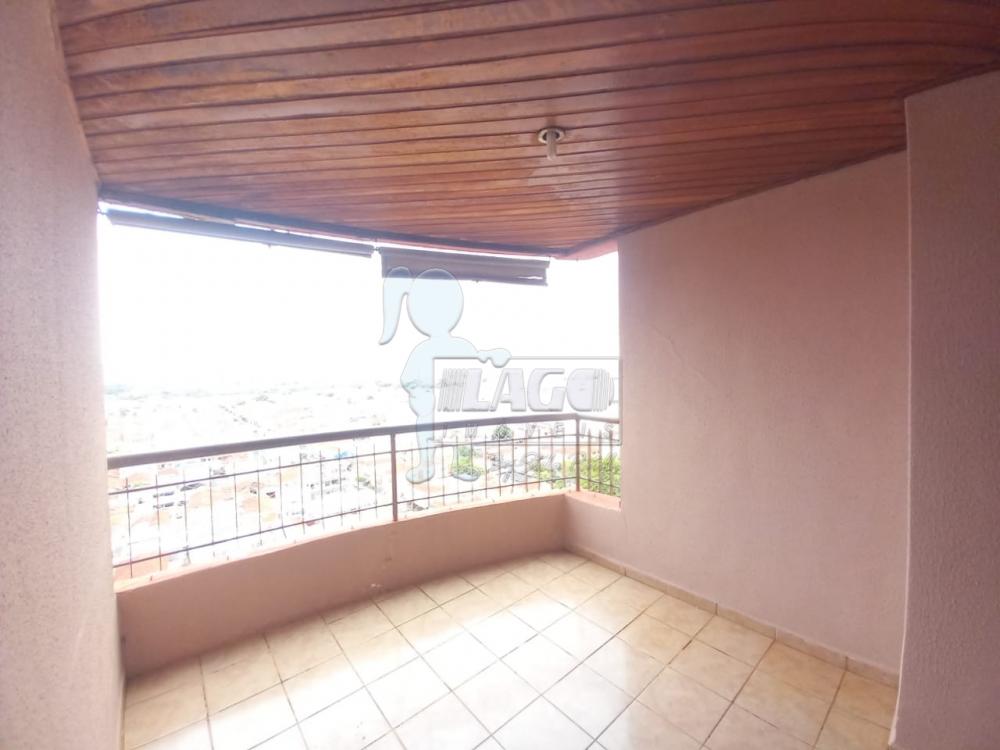 Alugar Apartamentos / Padrão em Ribeirão Preto R$ 940,00 - Foto 2