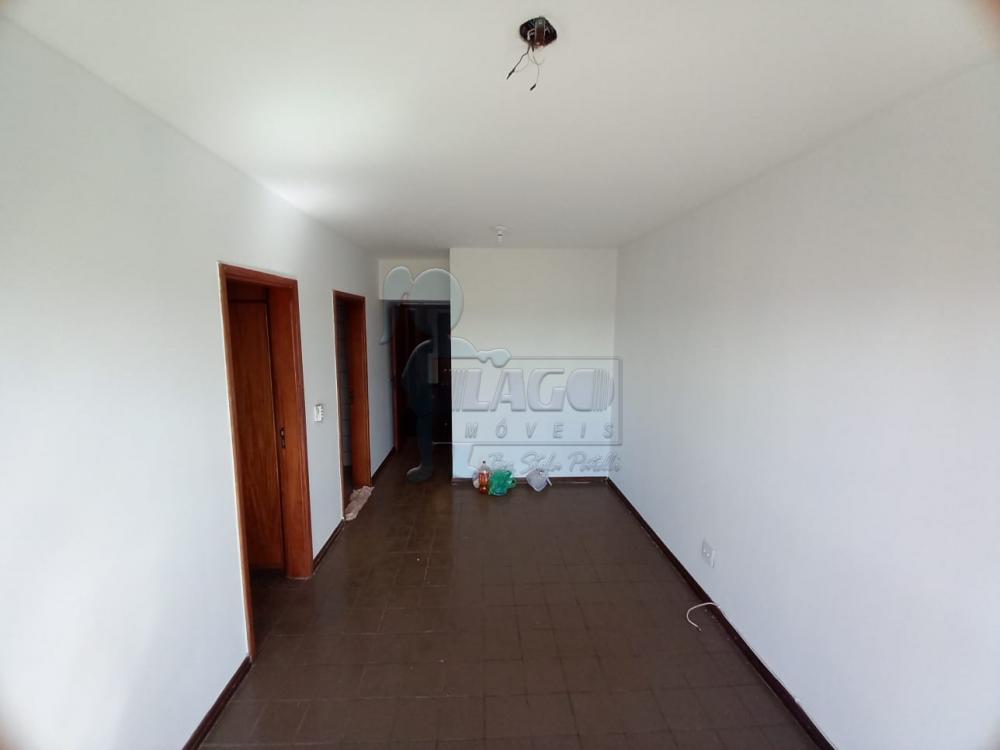 Alugar Apartamentos / Padrão em Ribeirão Preto R$ 800,00 - Foto 2