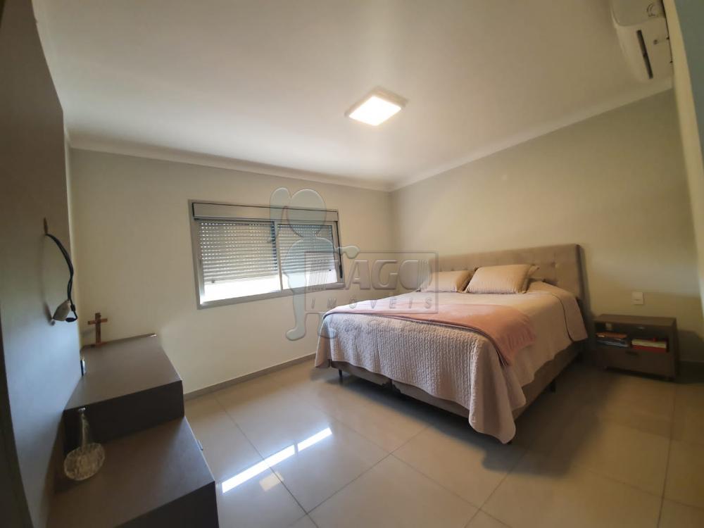 Alugar Apartamentos / Padrão em Ribeirão Preto R$ 10.000,00 - Foto 2