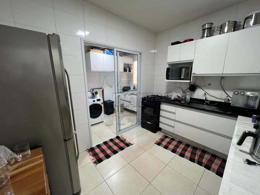 Alugar Apartamentos / Padrão em Ribeirão Preto R$ 2.000,00 - Foto 5