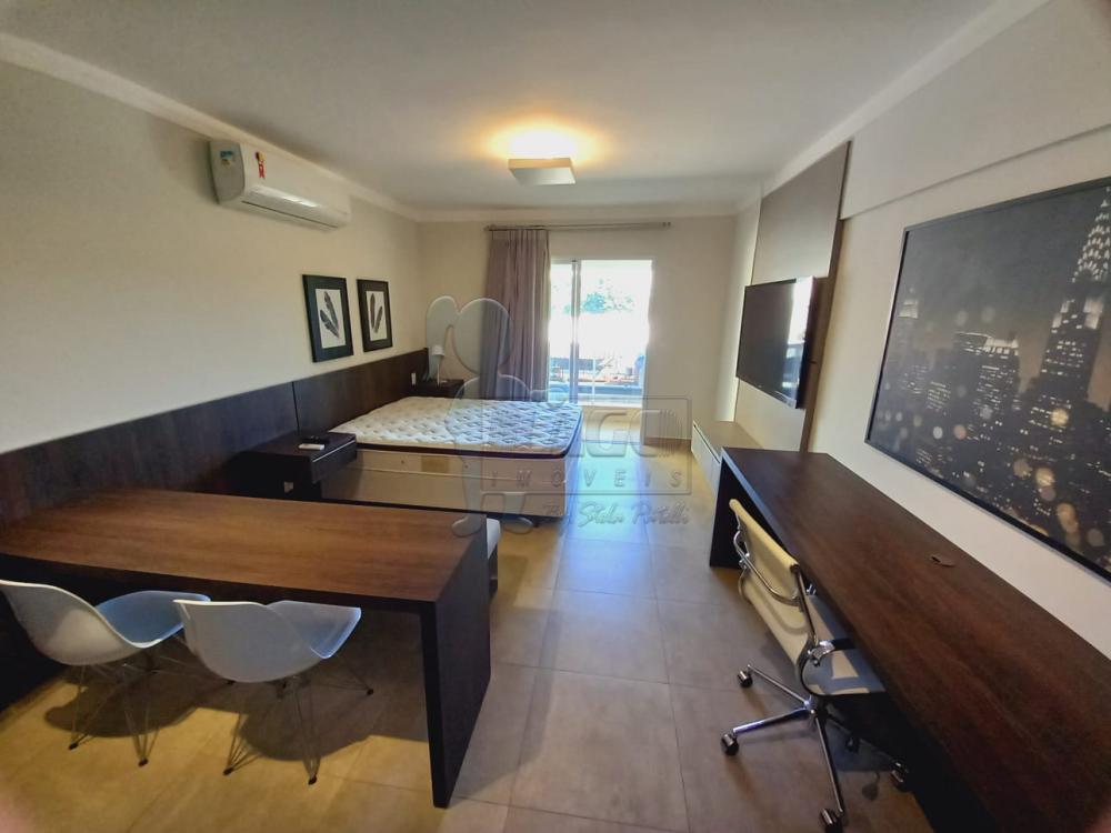 Alugar Apartamentos / Padrão em Ribeirão Preto R$ 2.200,00 - Foto 1